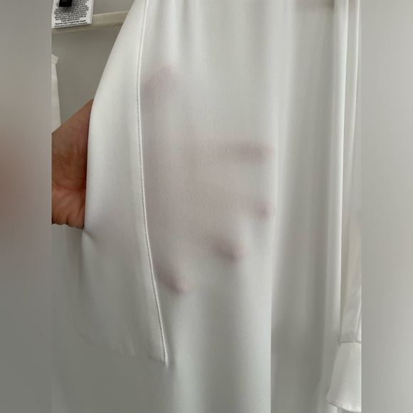 BCBG Ruffled tunic / blouse - Picture 3 of 4